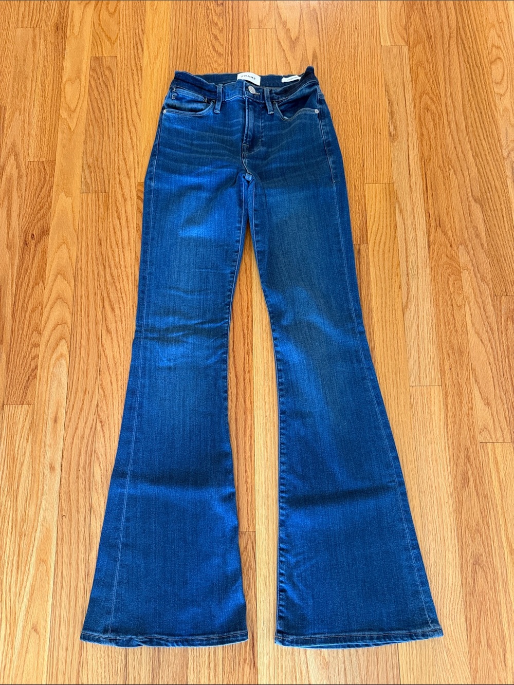 Frame Le High Flare Jeans, size 26